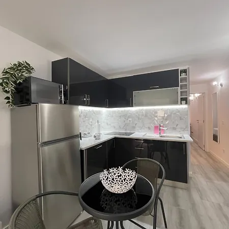 Tagus River In 아파트 *