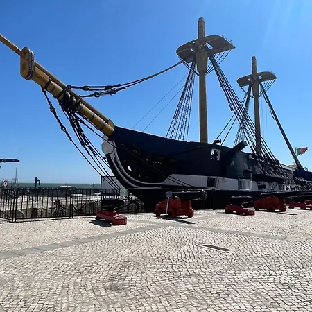 아파트 Tagus River In Cacilhas